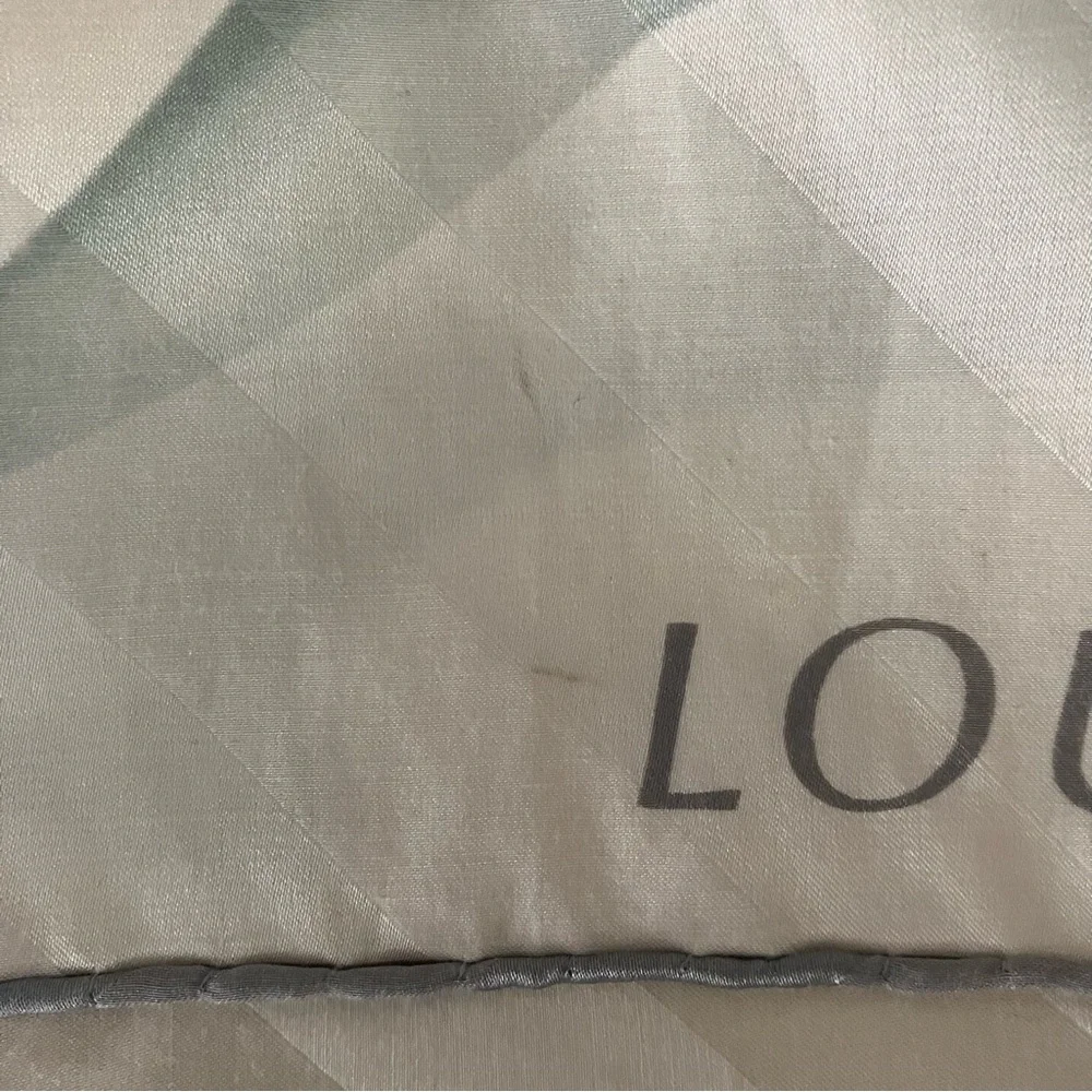 Louis Vuitton Ivory and Light Gray Silk Scarf